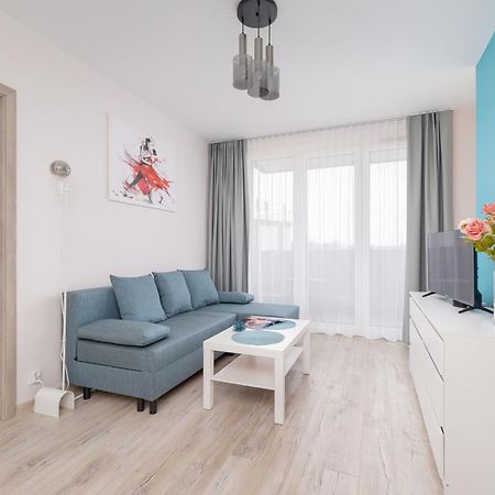 Cozy Apartments Laszkiewicza With Parking By Noclegi Renters Cracovia Esterno foto