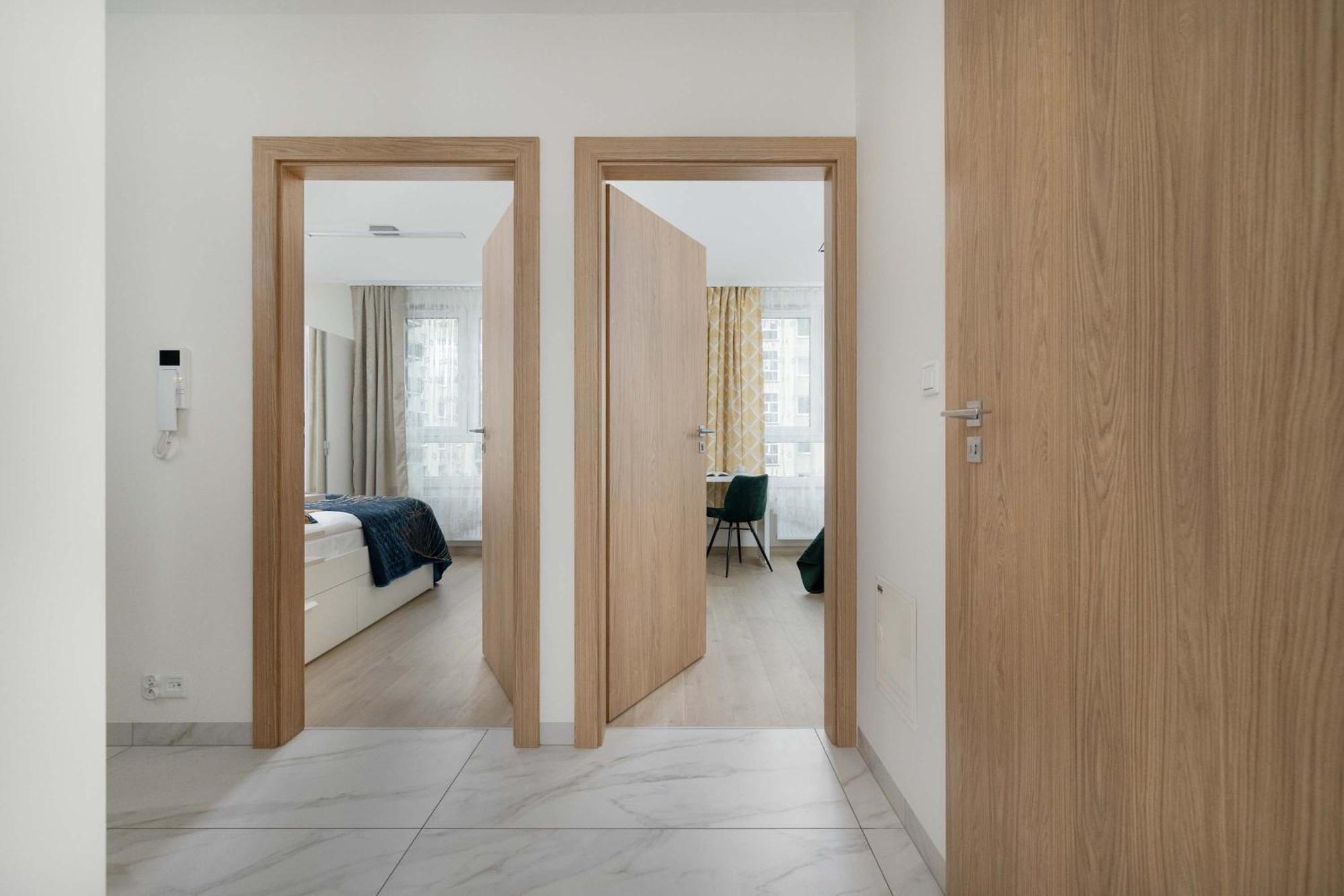 Cozy Apartments Laszkiewicza With Parking By Noclegi Renters Cracovia Esterno foto