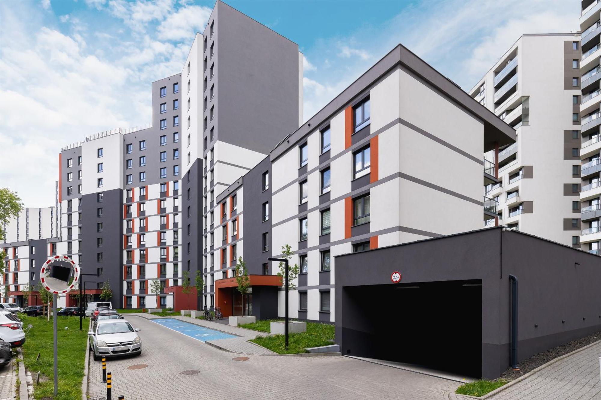 Cozy Apartments Laszkiewicza With Parking By Noclegi Renters Cracovia Esterno foto